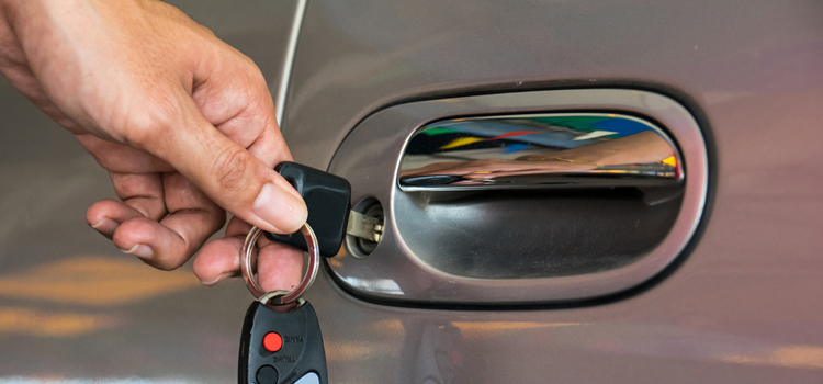 Car door lock repair in Castaic